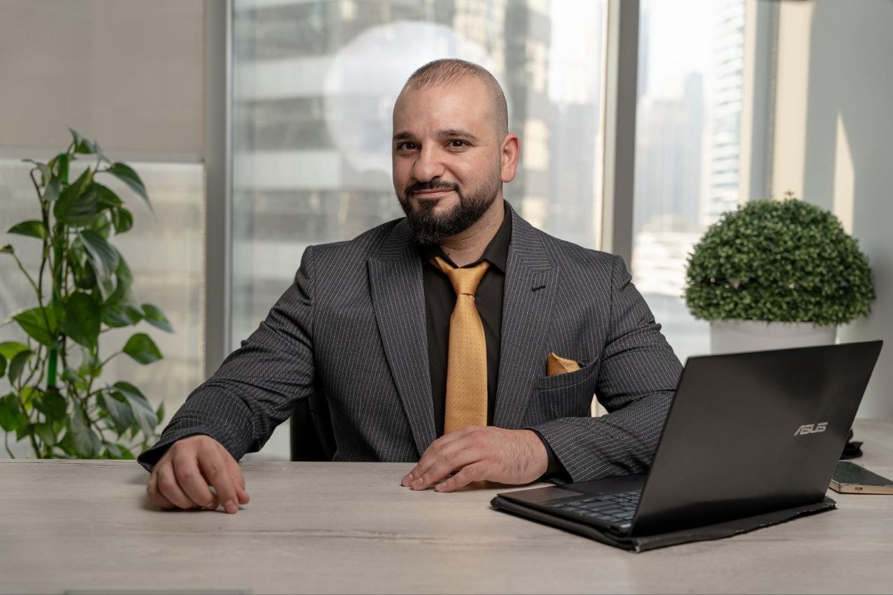 فراس ريان — مستشار عقاري معتمد في دبي